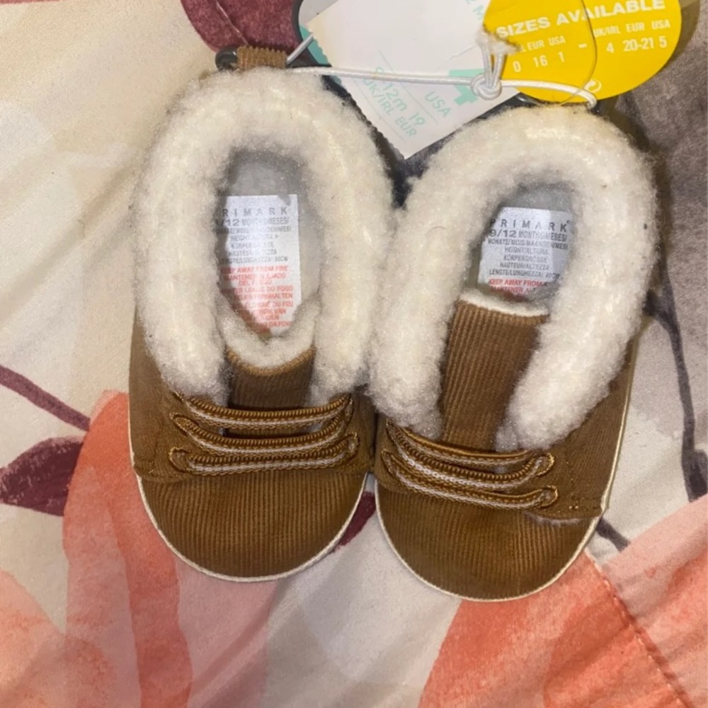 Baby shoes